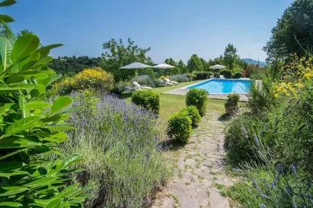 Fattoria 15, Maison de vacances spacieuse à Amandola avec piscine - Photo 12