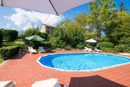 Fattoria 15, Maison de vacances spacieuse à Amandola avec piscine - Photo 14