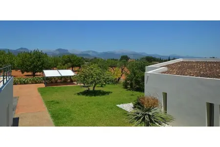 Casa Caleu, Maison de campagne de construction récente un style minimaliste, piscine privée - Photo 10