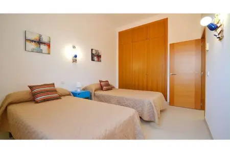 Casa Caleu, Maison de campagne de construction récente un style minimaliste, piscine privée - Photo 17