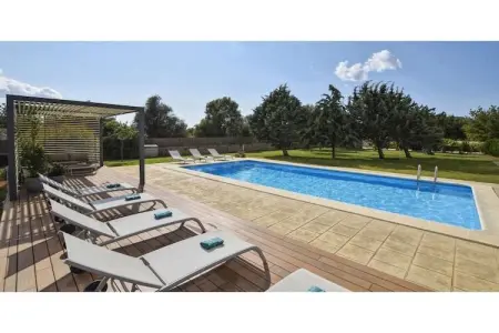 Casa Caleu, Maison de campagne de construction récente un style minimaliste, piscine privée - Photo 22