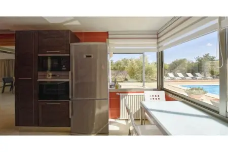 Casa Caleu, Maison de campagne de construction récente un style minimaliste, piscine privée - Photo 32