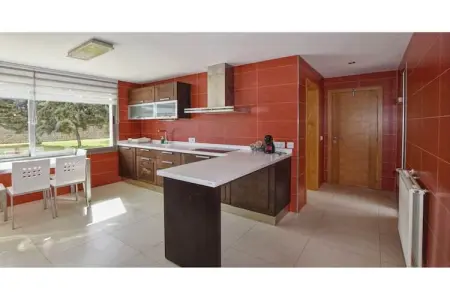 Casa Caleu, Maison de campagne de construction récente un style minimaliste, piscine privée - Photo 33