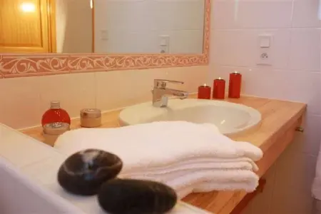 L'Espinet 4, Maison individuelle à terrasse sur vaste domaine verdoyant - Photo 11