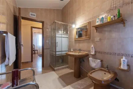 Villa Portella di mare, Merveilleuse maison de vacances à Misilmeri avec jardin - Photo 19