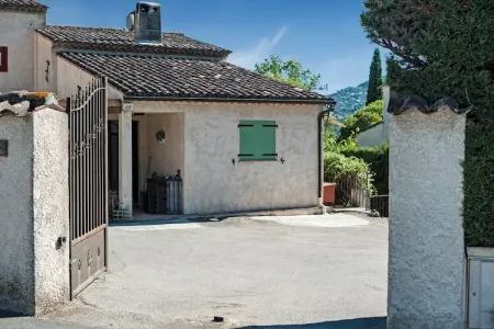 Maison Curti, Maisonnette à la Roquette dans résidence privée - Photo 10
