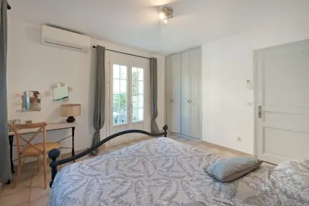 Maison Curti, Maisonnette à la Roquette dans résidence privée - Photo 17