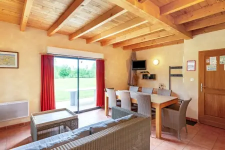 Le Lac Bleu, Maison de vacances vue montagne à Lacapelle-Marival avec jardin - Photo 5