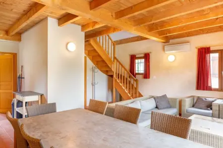 Le Lac Bleu, Maison de vacances vue montagne à Lacapelle-Marival avec jardin - Photo 8