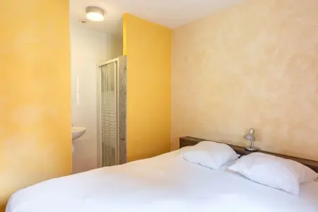 Le Lac Bleu, Maison de vacances vue montagne à Lacapelle-Marival avec jardin - Photo 16