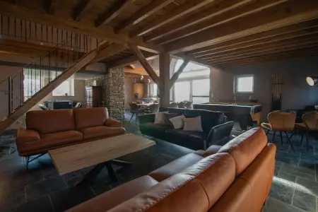 Les Trois Chênes, Magnifique maison de vacances très spacieuse avec sauna et vue sur la campagne - Photo 1