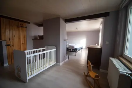 Les Trois Chênes, Magnifique maison de vacances très spacieuse avec sauna et vue sur la campagne - Photo 15