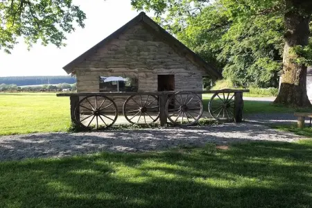 Les Trois Chênes, Magnifique maison de vacances très spacieuse avec sauna et vue sur la campagne - Photo 33