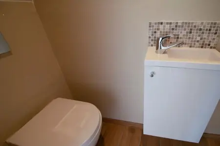 Les Trois Chênes, Magnifique maison de vacances très spacieuse avec sauna et vue sur la campagne - Photo 36