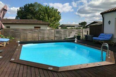 Chambre zen chez l'habitant avec piscine, Appartement 2 personnes à Saint Médard de Guizières FR-00050-69