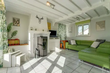 The Little White House, Maison de vacances confortable à Westouter avec un jardin - Photo 1