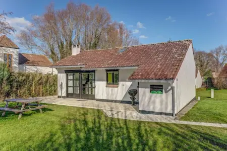 The Little White House, Maison de vacances confortable à Westouter avec un jardin - Photo 8