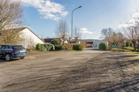 The Little White House, Maison de vacances confortable à Westouter avec un jardin - Photo 31