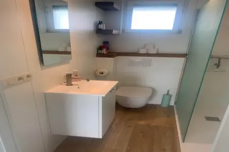 The Little White House, Maison de vacances confortable à Westouter avec un jardin - Photo 35