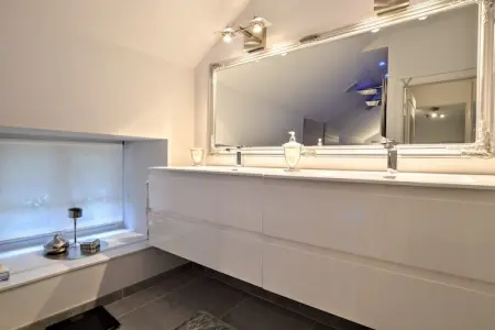 Pierreuse, Magnifique maison indépendante avec piscine extérieure pour l'été, proche de Spa - Photo 9