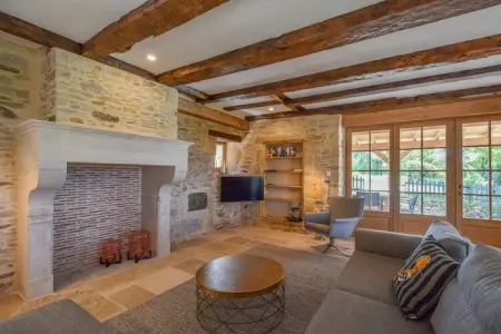 Gite Brouillac, Une spacieuse maison Périgourdine récemment rénovée, de toute beauté. - Photo 10