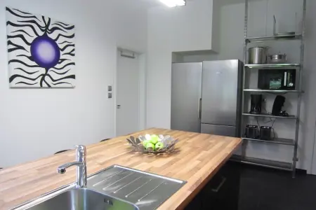 The Rainbow House 6 pers, Luxueuse maison de vacances à la campagne avec jardin - Photo 12