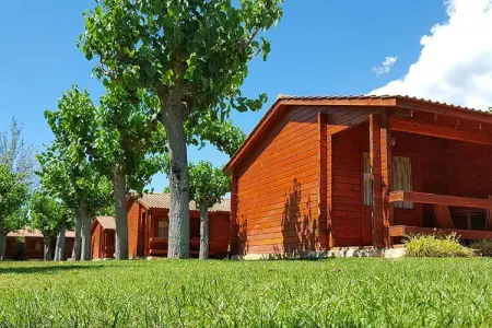 La Llosa Ponent, Joli bungalow avec terrasse couverte, à 1 km de la plage - Photo 5