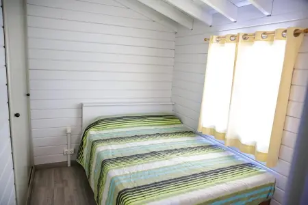 La Llosa Ponent, Joli bungalow avec terrasse couverte, à 1 km de la plage - Photo 8