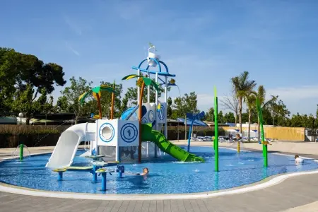La Llosa Ponent, Joli bungalow avec terrasse couverte, à 1 km de la plage - Photo 21