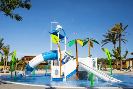 La Llosa 3 LLEBEIG, Joli bungalow en bois avec terrasse, à 1 km de la plage - Photo 17