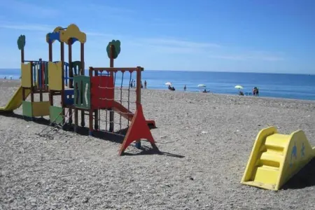 Tamarit Park Resort 1 THALASSA, Chalet moderne avec climatisation à deux pas de la plage - Photo 35