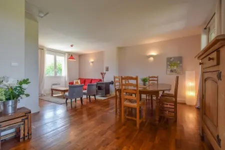 Pavillon de la Source, Maison individuelle avec une vue imprenable et une piscine privée chauffée. - Photo 10