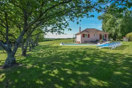 Pavillon de la Source, Maison individuelle avec une vue imprenable et une piscine privée chauffée. - Photo 27