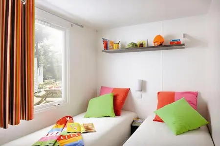 Verblijfpark Ardinam 2, Joli chalet avec micro-ondes, situé dans les Ardennes - Photo 4