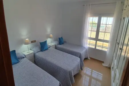 Villa Valerya, Maison de vacances spacieuse en Andalousie avec piscine privée - Photo 16