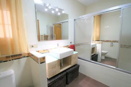 Villa Valerya, Maison de vacances spacieuse en Andalousie avec piscine privée - Photo 28