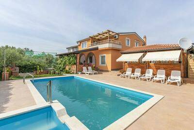 Visnjan II, Gite 4 personnes à Visnjan HR-52463-24