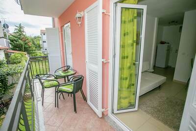 One-Bedroom Apartment Kardumovic III Green, Gite 3 personnes à Kukci HR-52440-144