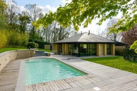 Havre de Paix, Somptueuse Villa avec piscine, jacuzzi et magnifique jardin à Wavre - Photo 1