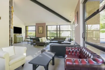 Havre de Paix, Somptueuse Villa avec piscine, jacuzzi et magnifique jardin à Wavre - Photo 11