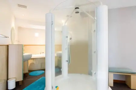 Havre de Paix, Somptueuse Villa avec piscine, jacuzzi et magnifique jardin à Wavre - Photo 27