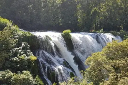 Raggio Un Posto al Sole, Maison de vacances pittoresque à Cagli avec terrasse couverte et barbecue - Photo 20