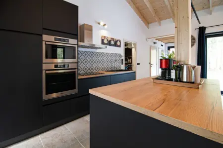 Chalet des Sapins, Magnifique chalet tout confort avec sauna et bain nordique à Hotton - Photo 19