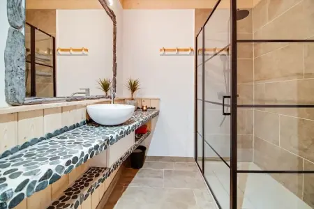 Chalet des Sapins, Magnifique chalet tout confort avec sauna et bain nordique à Hotton - Photo 34