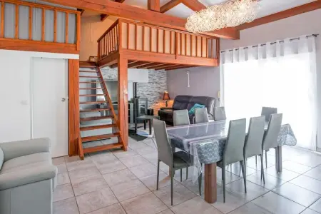 le Champlain, Jolie maison de vacances à Orange avec piscine privée - Photo 11