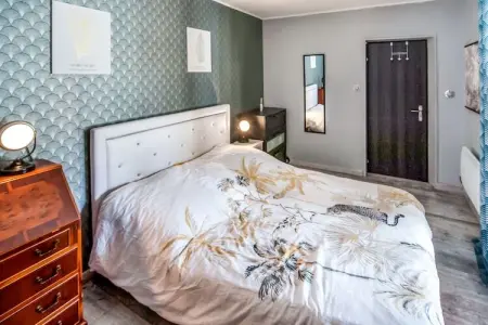 le Champlain, Jolie maison de vacances à Orange avec piscine privée - Photo 17