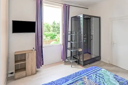 le Champlain, Jolie maison de vacances à Orange avec piscine privée - Photo 19