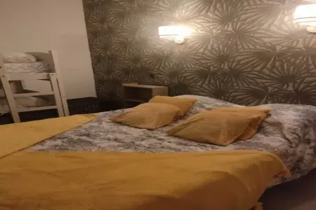 le Champlain, Jolie maison de vacances à Orange avec piscine privée - Photo 22