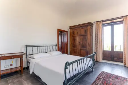 Antico Opificio, Charmante maison de vacances à Ficarra avec jardin meublé - Photo 1