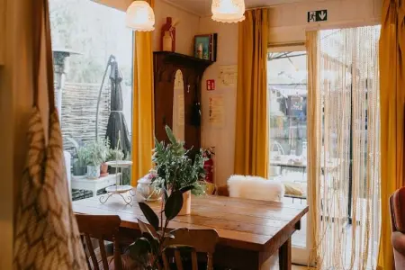 Chalet Chocolat, Le très cosy Chalet Chocolat est situé au bord de l'eau - Photo 1